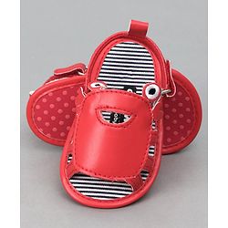 Cute Walk By Babyhug Crab Shape Booties - Red - 0-3M Red