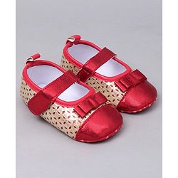 Cute Walk by Babyhug Cut Work Booties - Red