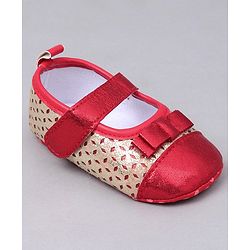 Cute Walk by Babyhug Cut Work Booties - Red
