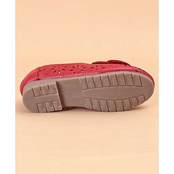 Cute Walk by Babyhug Embellished Bellies - Red