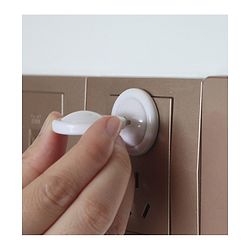 Babyhug 2 Pin Plug Protector Set Of 6 With Locking Key - White