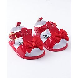 Cute Walk by Babyhug Booties Bow Applique - Red