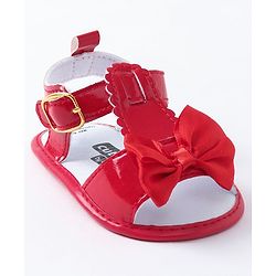 Cute Walk by Babyhug Booties Bow Applique - Red