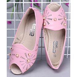 Cute Walk by Babyhug Peeptoes Bead Design - Light Pink