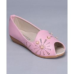 Cute Walk by Babyhug Peeptoes Bead Design - Light Pink