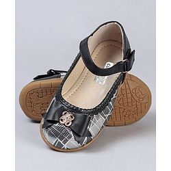 Cute Walk by Babyhug Bellies With Bow Motif - Black