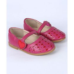 Cute Walk by Babyhug Bellies Heart Design - Dark Pink