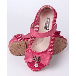 Cute Walk by Babyhug Embellished Bow Motif Bellies - Dark Pink