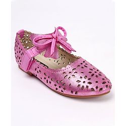 Cute Walk by Babyhug Bellies Bow Applique - Pink - EU 25 Pink