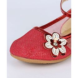Cute Walk by Babyhug Floral Motif Bellies - Red