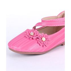 Cute Walk by Babyhug Bellies With Floral Motif - Pink