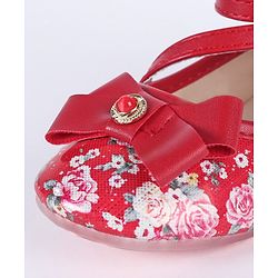 Cute Walk by Babyhug Floral Printed Bellies - Red