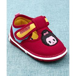 Cute Walk by Babyhug Canvas Musical Shoes Doll Patch - Red
