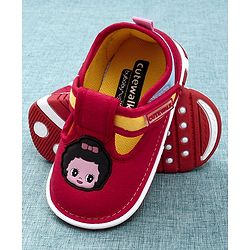 Cute Walk by Babyhug Canvas Musical Shoes Doll Patch - Red