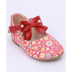 Cute Walk by Babyhug Floral Printed Bellies - Pink