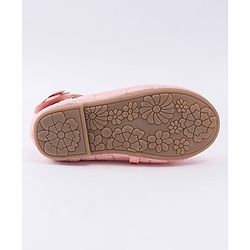 Cute Walk by Babyhug Bellies Bow & Floral Motif - Light Pink