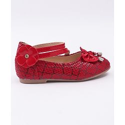 Cute Walk by Babyhug Bellies Bow & Floral Motif - Red