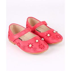 Cute Walk by Babyhug Party Wear Belly Shoes Bead Detailing - Red