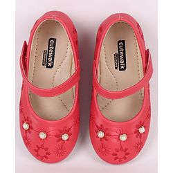 Cute Walk by Babyhug Party Wear Belly Shoes Bead Detailing - Red