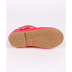 Cute Walk by Babyhug Party Wear Belly Shoes Bead Detailing - Red