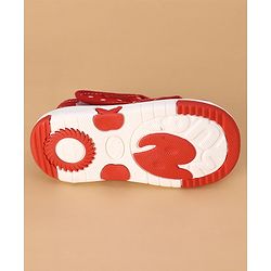 Cute Walk by Babyhug Musical Sandals Heart Patch - Red
