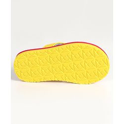 Cute Walk by Babyhug Flip Flops  Male Red 9