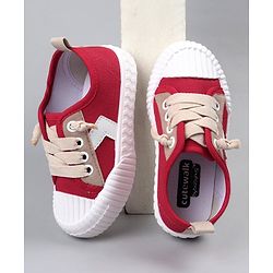Cute Walk by Babyhug Casual Shoes - Red
