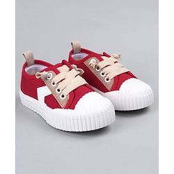 Cute Walk by Babyhug Casual Shoes - Red