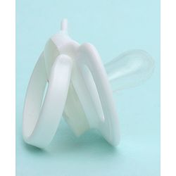 Babyhug Silicone Pacifier Pack of 2 - White