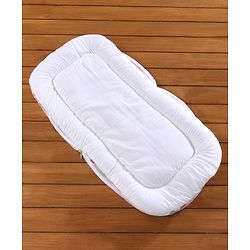 Babyhug Cotton Bedding Set with Mosquito Net Smiley Print - White Base