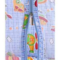 Babyhug Cotton Bedding Set With Center Zip Mosquito Net Transport In Star Print- Blue