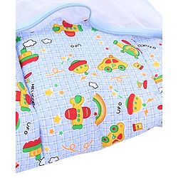 Babyhug Cotton Bedding Set With Center Zip Mosquito Net Transport In Star Print- Blue