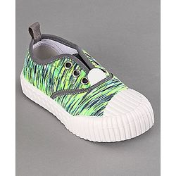 Cute Walk by Babyhug Casual Shoes - Green