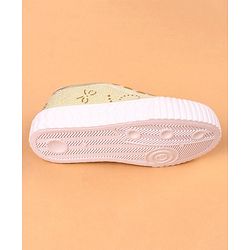 Cute Walk by Babyhug Casual Shoes Butterfly Embellishment - Brown