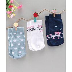 Cute Walk by Babyhug Anti Bacterial Ankle Length Socks Heart & Dog Design Pack of f3 - White Blue