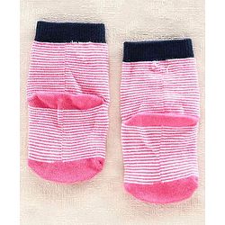 Cutewalk By Babyhug Anti Bacterial Ankle Length Socks Polar Bear Design Pack of 2 - Pink