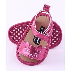 Cute Walk by Babyhug Booties Kitty Embroidery - Pink