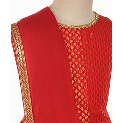 Babyhug Sleeveless Choli With Motif Print Lehenga and Netted Dupatta - Red Beige