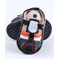 Cute Walk by Babyhug Booties - Brown