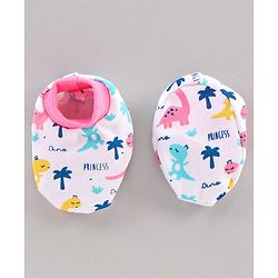 Babyhug Cap Mitten & Booties  Dino Print - Cap Diameter 10.5 cm