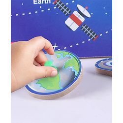 Babyhug Premium 8 pcs Solar System Wooden Board puzzle| Montessori Educational and Learning Toy | Shape Matching Puzzle |Preschool Colorful Knob and Peg Puzzle| BIS Certified| 18+ months