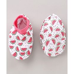 Babyhug Cap Mitten & Booties Watermelon Print - Cap Diameter 11 cm
