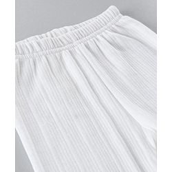 Babyhug Full Sleeves Thermal Vest & Bottoms - White
