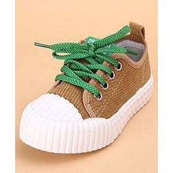 Cute Walk by Babyhug Casual Shoes Star Patch - Brown