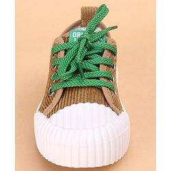 Cute Walk by Babyhug Casual Shoes Star Patch - Brown