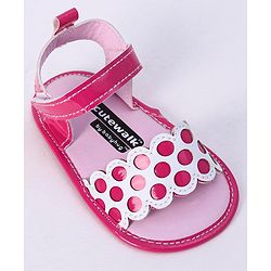 Cute Walk by Babyhug Booties - Pink