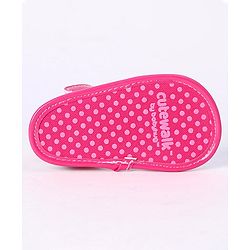 Cute Walk by Babyhug Booties - Pink