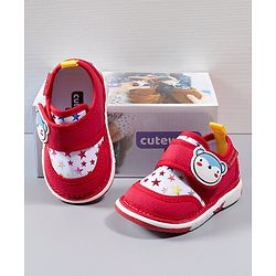 Cute Walk by Babyhug Casual Shoes - Red