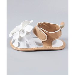 Cute Walk by Babyhug Booties Floral Applique - White Light Brown