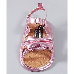 Cute Walk by Babyhug Booties Bow Applique - Pink